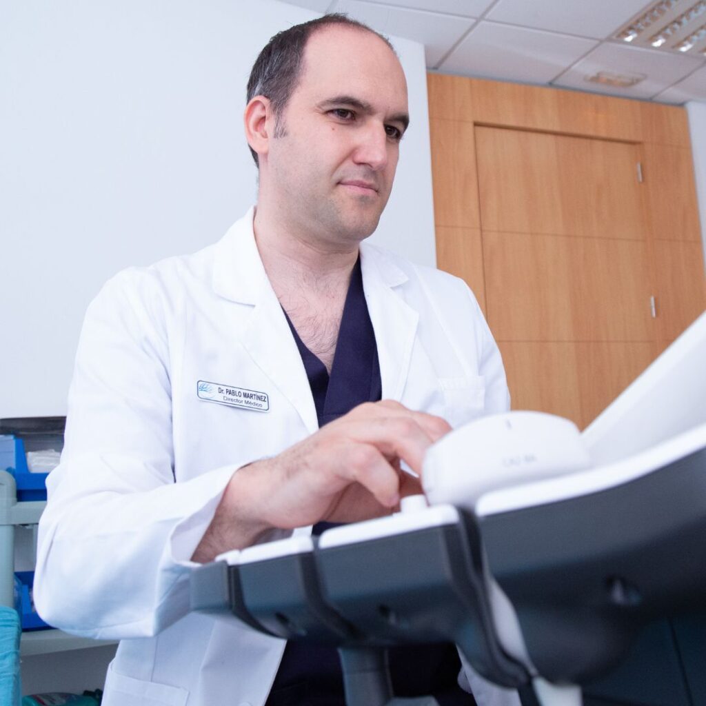 Traumatólogo Deportivo en Alicante - Dr. Pablo Martínez | KLINIK PM