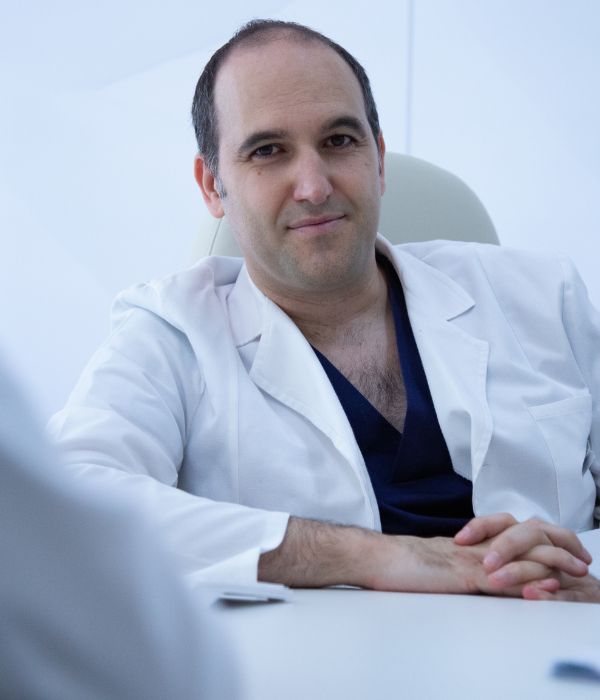 Mejores Traumatólogos de Alicante - Dr. Pablo Martínez | KLINIK PM Mejores Traumatólogos de Alicante - Dr. Pablo Martínez | KLINIK PM
