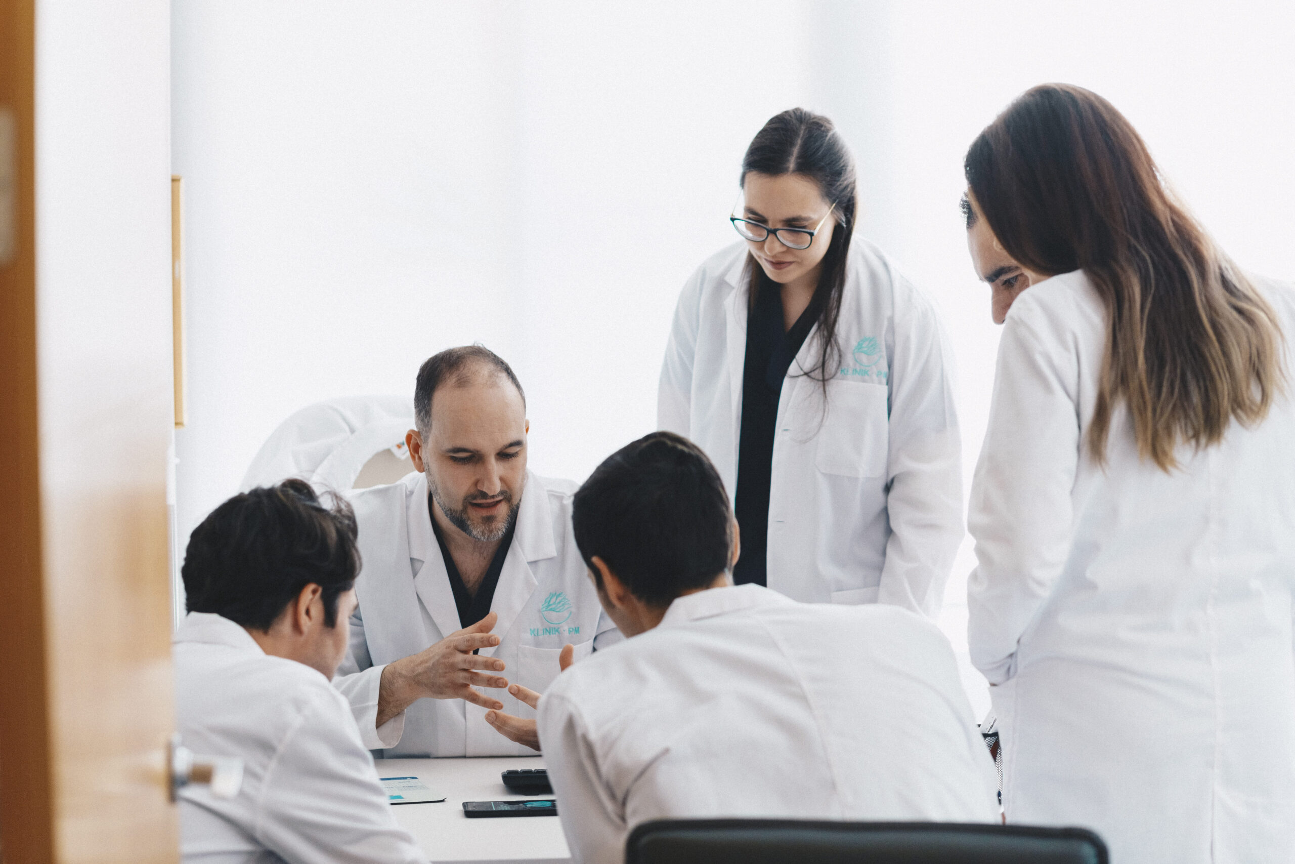 Traumatólogo en Alicante - Dr. Pablo Martínez | KLINIK PM Traumatólogo en Alicante - Dr. Pablo Martínez | KLINIK PM