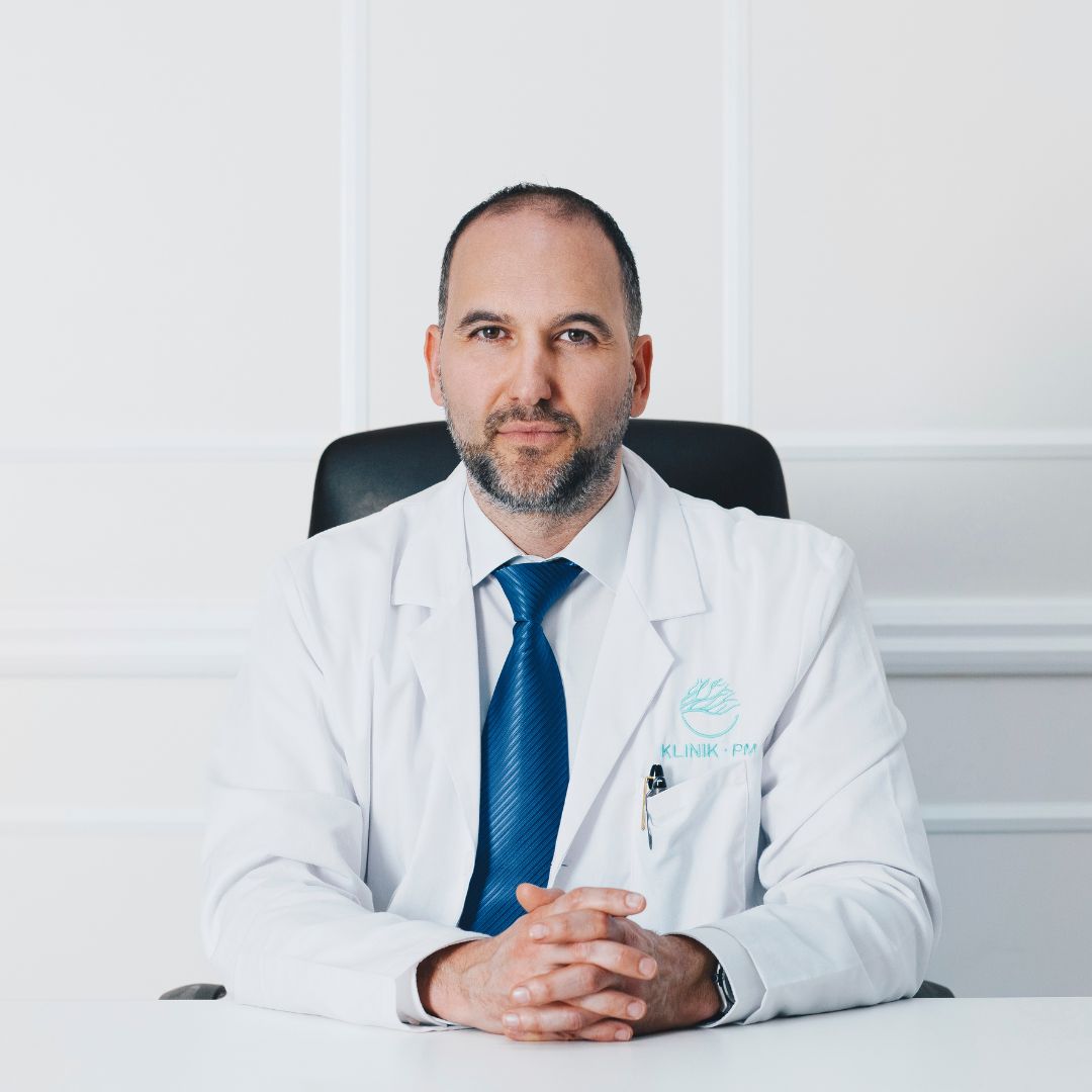 Traumatologist Alicante - Dr. Pablo Martínez | KLINIK PM