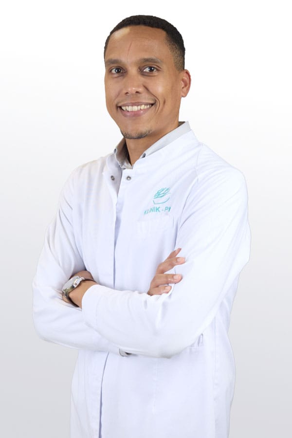 Equipo médico | Dr. Luis Alberto Rodríguez Guerreo | KLINIK PM